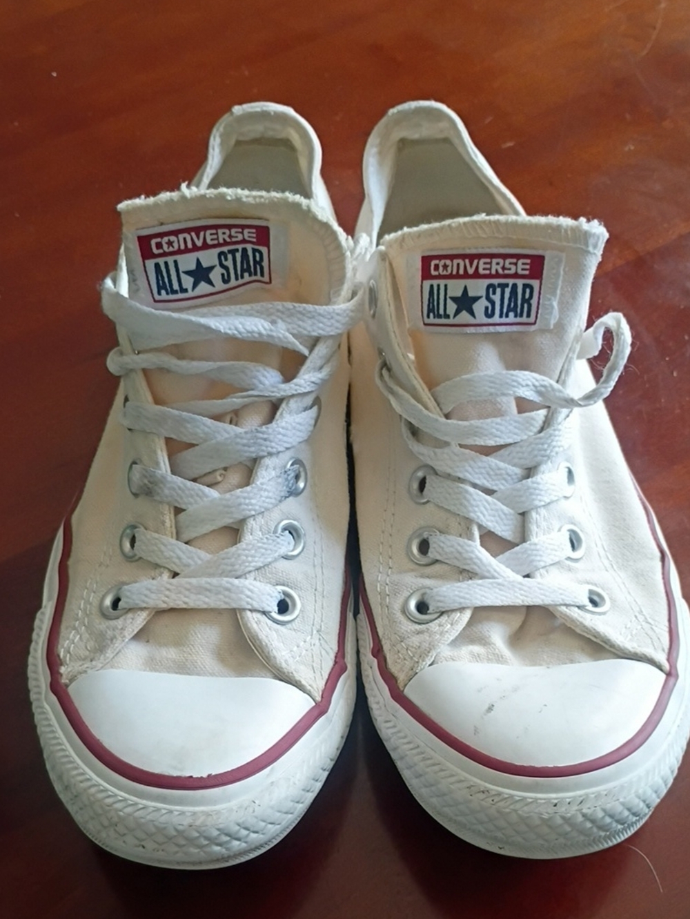 Converse Low Top Sneakers in Off-White with Red Trim M-8 W-6